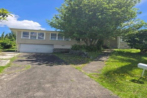 Photo of property in 155 Gossamer Drive, Pakuranga Heights, Auckland, 2010