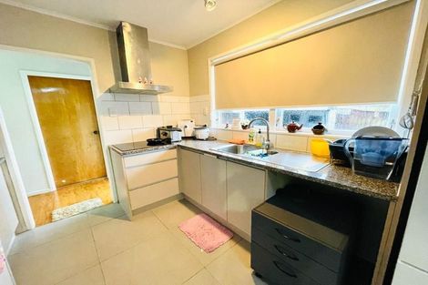 Photo of property in 10 Wordsworth Road, Manurewa, Auckland, 2102