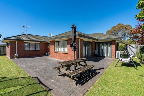 Photo of property in 54 Diomede Glade, Flagstaff, Hamilton, 3210