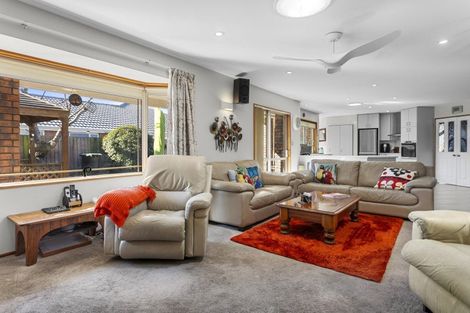 Photo of property in 37 Woodglen Drive, Woodend, 7610