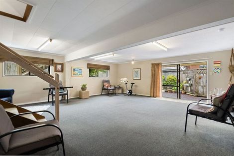 Photo of property in 1/10 Kiteroa Terrace, Rothesay Bay, Auckland, 0630