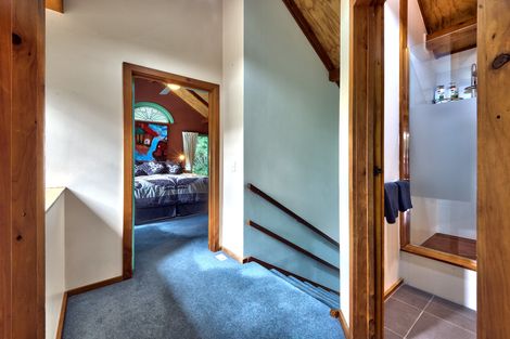 Photo of property in 6 Cochran Road, Oratia, Auckland, 0604