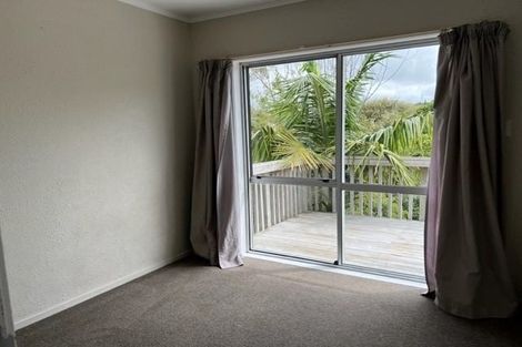 Photo of property in 23 Vina Place, Massey, Auckland, 0614