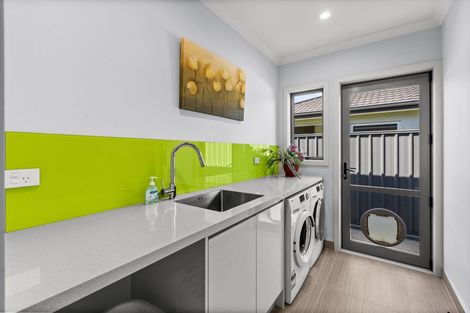 Photo of property in 37 Kapiti Drive, Poraiti, Napier, 4112