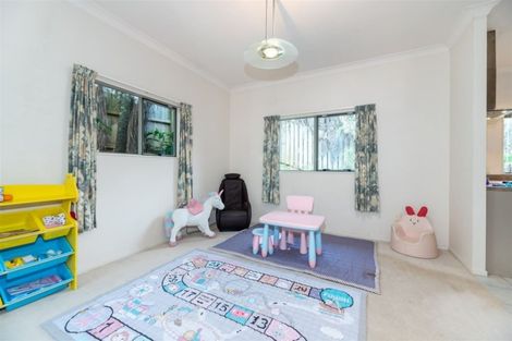 Photo of property in 279c Royal Road, Massey, Auckland, 0614