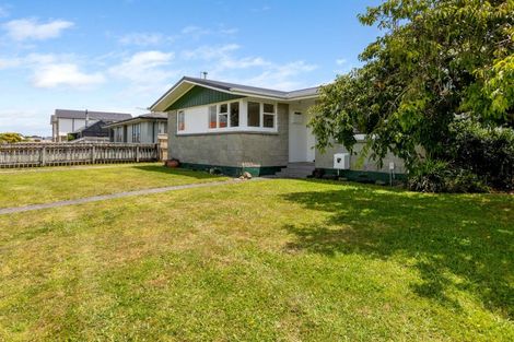 Photo of property in 75 Wrantage Street, Westown, New Plymouth, 4310