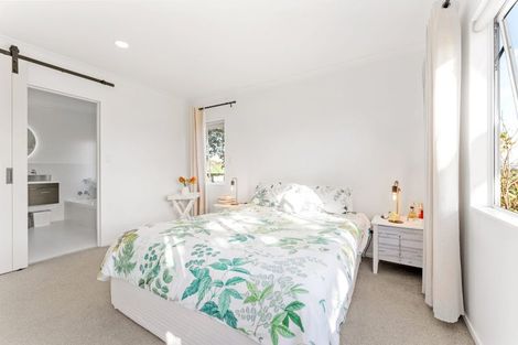 Photo of property in 23d Jelas Road, Red Beach, 0932