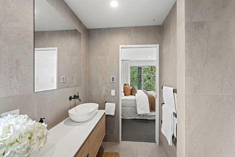 Photo of property in 2/23d Jacksons Road, Merivale, Christchurch, 8014