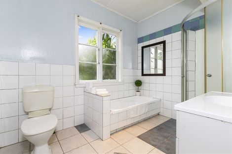 Photo of property in 1/11 Royton Avenue, Mangere East, Auckland, 2024