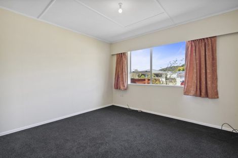Photo of property in 293a Wellington Road, Wainuiomata, Lower Hutt, 5014