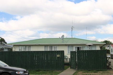 Photo of property in 47 Queen Road, Bellevue, Tauranga, 3110