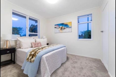 Photo of property in 100 Universal Drive, Henderson, Auckland, 0610