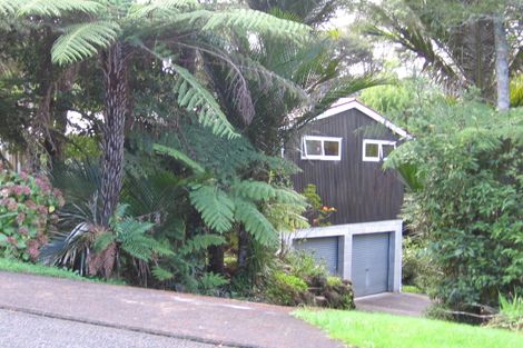 Photo of property in 26 Sylvan Valley Avenue, Titirangi, Auckland, 0604