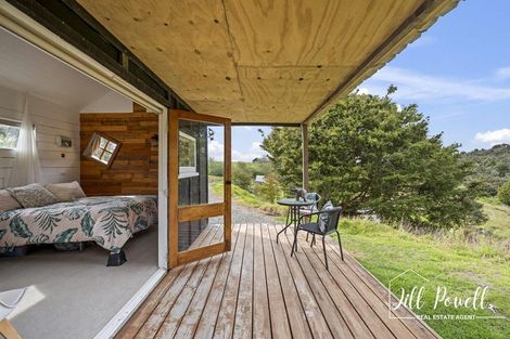 Photo of property in 611 Bickerstaffe Road, Maungaturoto, 0587