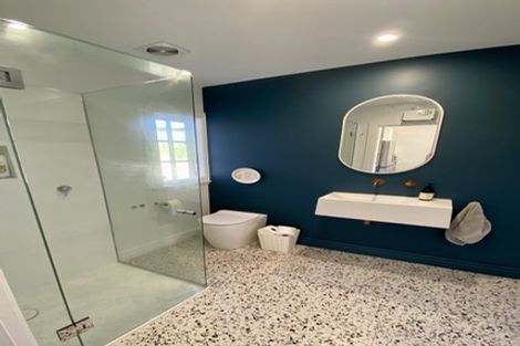 Photo of property in 15 Trelissick Crescent, Ngaio, Wellington, 6035