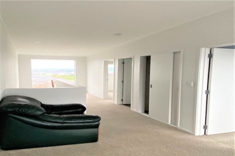 Photo of property in 31 Reynolds Place, Papamoa Beach, Papamoa, 3118