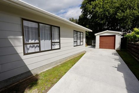 Photo of property in 62 Acacia Street, Kelvin Grove, Palmerston North, 4414