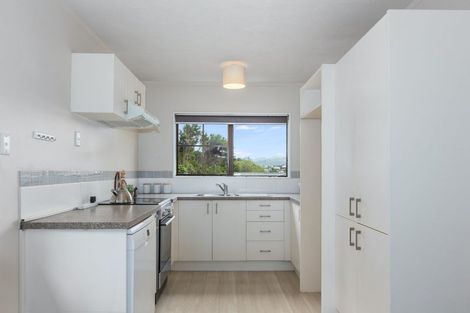 Photo of property in 64 Albatross Close, Whitby, Porirua, 5024