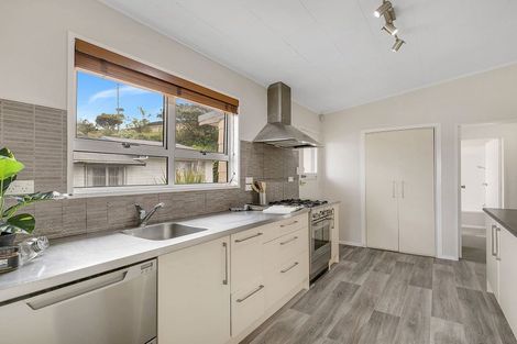 Photo of property in 1 Crown Hill, Titahi Bay, Porirua, 5022