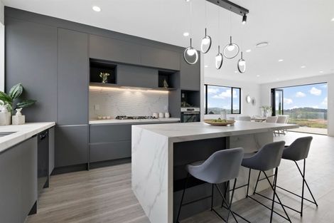 Photo of property in 36 Sunnyheights Road, Orewa, 0931