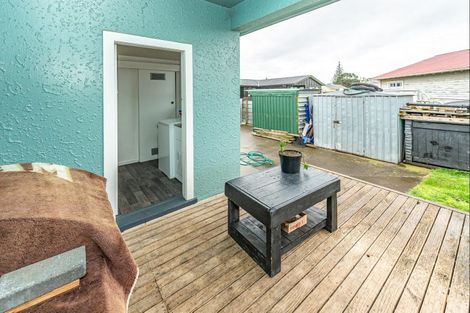 Photo of property in 200 Puriri Street, Castlecliff, Whanganui, 4501