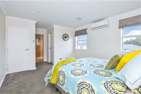 Photo of property in 21e Stamford Crescent, Flat Bush, Auckland, 2019