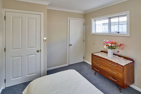 Photo of property in 20a Redwood Avenue, Tawa, Wellington, 5028