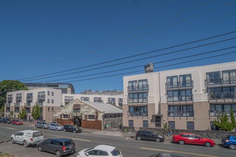 Photo of property in 1/22 Normanby Road, Mount Eden, Auckland, 1024