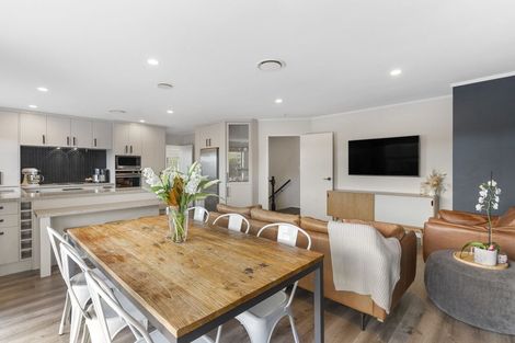 Photo of property in 11 Leicester Parade, Somerville, Auckland, 2014