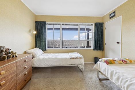 Photo of property in 34 Fyvie Avenue, Tawa, Wellington, 5028