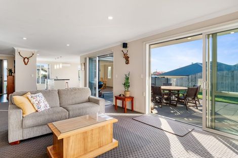 Photo of property in 11 Waianiwa Dell, Wharewaka, Taupo, 3330