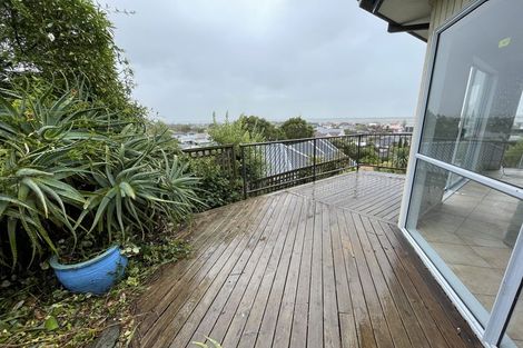 Photo of property in 8 Ball Lane, Redcliffs, Christchurch, 8081