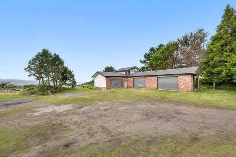 Photo of property in 117 Sweetacres Drive, Belmont, Lower Hutt, 5010