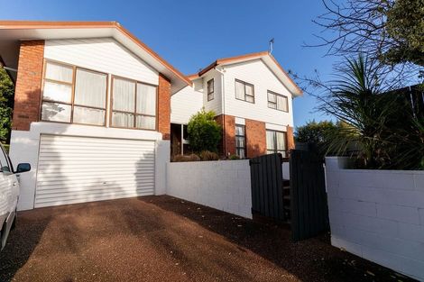 Photo of property in 85 Kennedy Avenue, Forrest Hill, Auckland, 0620