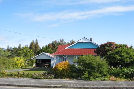 Photo of property in 138 Brougham Street, Westport, 7825