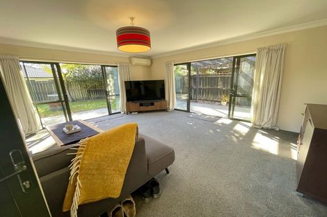 Photo of property in 18 Sarah Place, Papamoa Beach, Papamoa, 3118