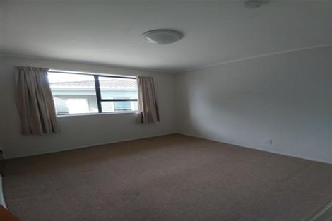 Photo of property in 394 Bucklands Beach Road, Bucklands Beach, Auckland, 2012