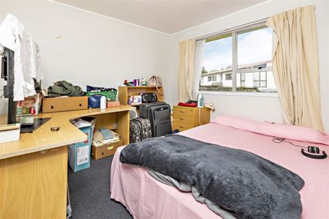 Photo of property in 3 Espada Place, Clover Park, Auckland, 2019