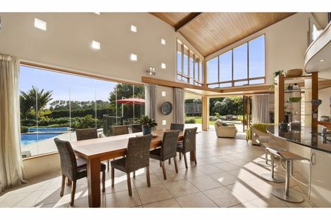 Photo of property in 220 Trigg Road, Kumeu, 0891