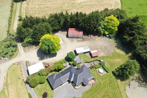 Photo of property in 685 Waitahora Road, Waitahora, Dannevirke, 4971