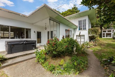 Photo of property in 136 Hine Road, Wainuiomata, Lower Hutt, 5014