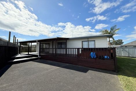 Photo of property in 1/18 Aurea Avenue, Pakuranga, Auckland, 2010