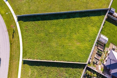 Photo of property in 2 Harrier Place, Amberley, 7410