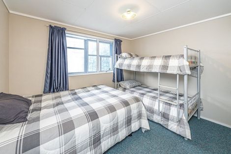 Photo of property in 25 Nukumaru Parade, Waiinu Beach, Whanganui, 4588