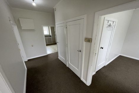 Photo of property in 6 Raymond Terrace, Fairfield, Lower Hutt, 5011