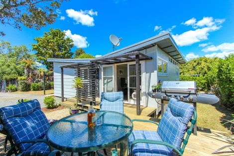 Photo of property in 1a Farnworth Avenue, Holdens Bay, Rotorua, 3010