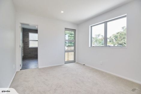Photo of property in 55a Neal Avenue, Glenfield, Auckland, 0629