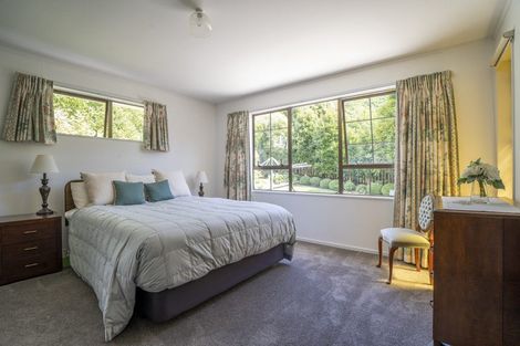 Photo of property in 1 Brasenose Place, Tawa, Wellington, 5028