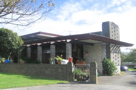 Photo of property in 1a Champion Street, Ranui, Porirua, 5024