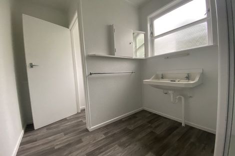 Photo of property in 5 Birch Street, Johnsonville, Wellington, 6037